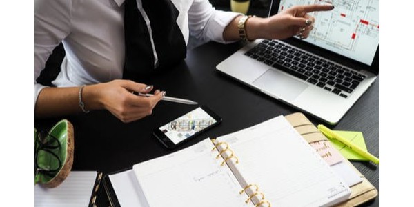 進口報關|查獲綁藏精華素160支